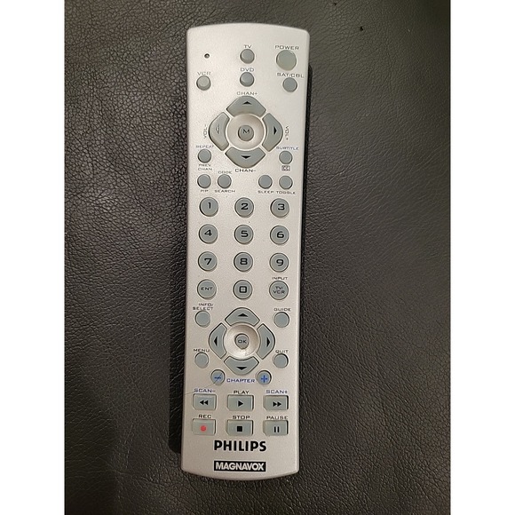 Genuine Philips Magnavox CL014 Remote Control Universal Tv VCR DVD Tested - Picture 1 of 3